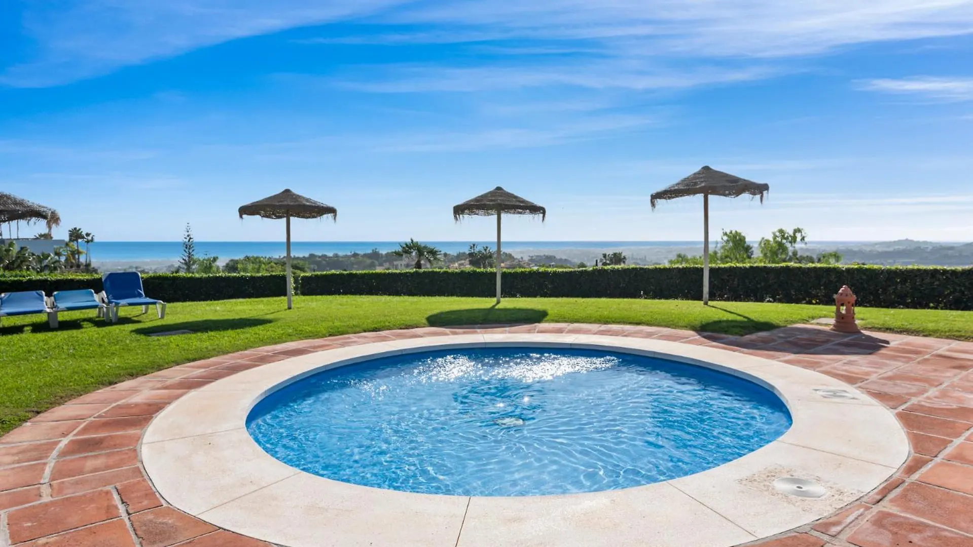 Apartment Los Arqueros Sunny Balcony With Pool By Costarentals - Ref M52 Benahavis