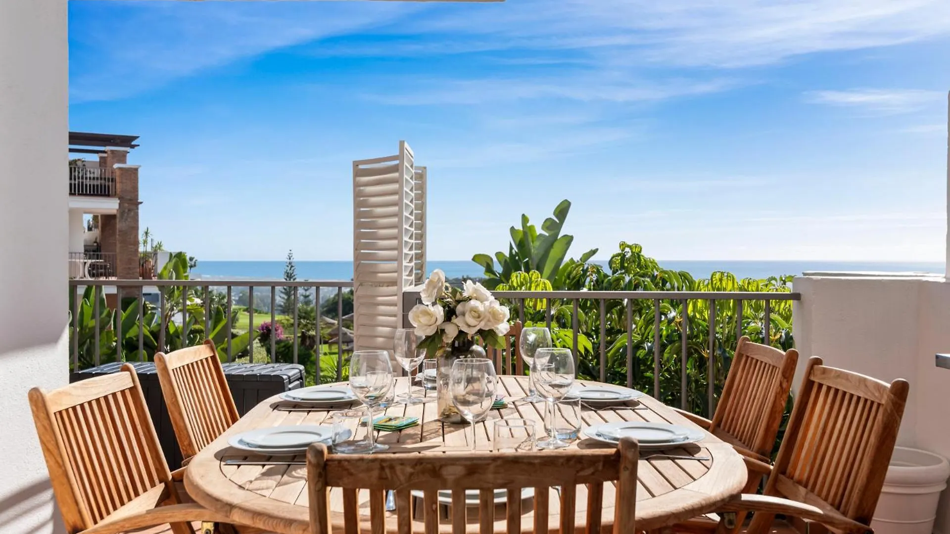 Apartment Los Arqueros Sunny Balcony With Pool By Costarentals - Ref M52 Benahavis